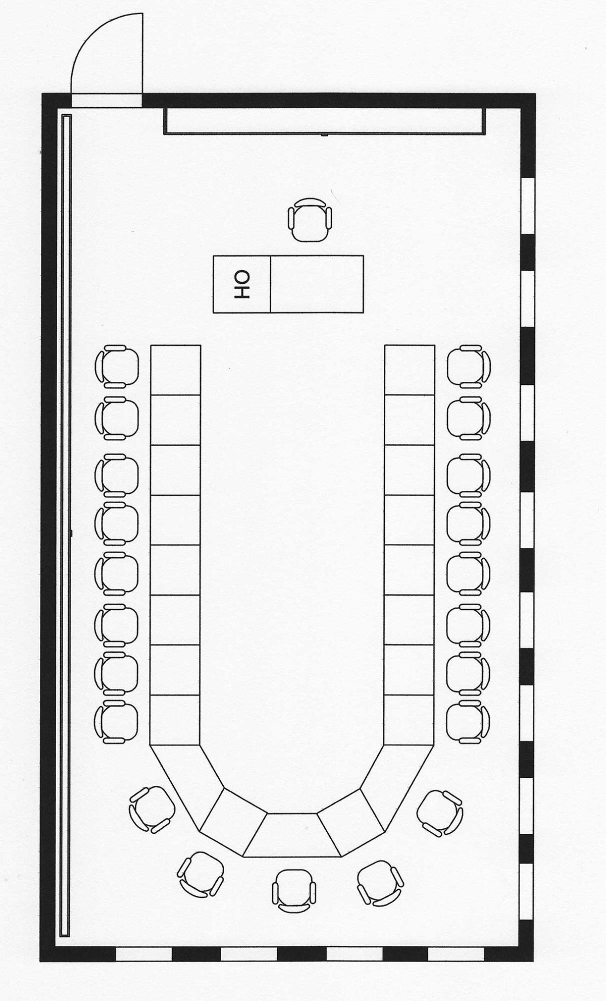 Tagungsraum_85qm_2-1200×1982 U-förmige Tischanordnung in einem Raumplan